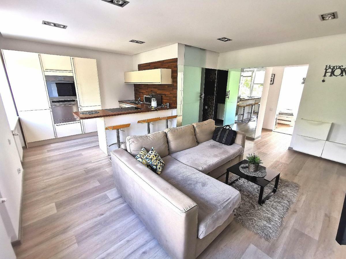 Nowoczesny Apartament III Al. Nmp Ζεστοκόβα Εξωτερικό φωτογραφία